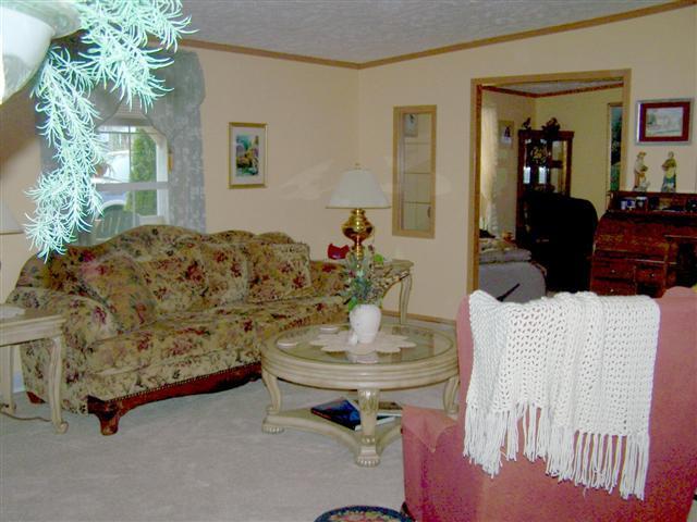 250 Day Lane Tennessee Ridge, TN 37178 - Photo 9 of 20 Greatroom.