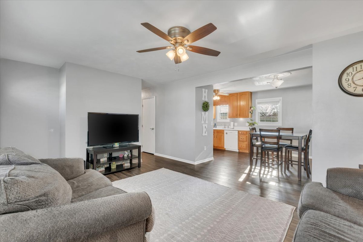 514 12th Avenue Hampton, IL 61256 - Photo 13 of 39
