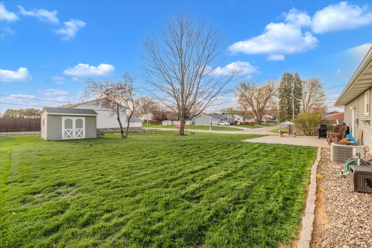 514 12th Avenue Hampton, IL 61256 - Photo 4 of 39