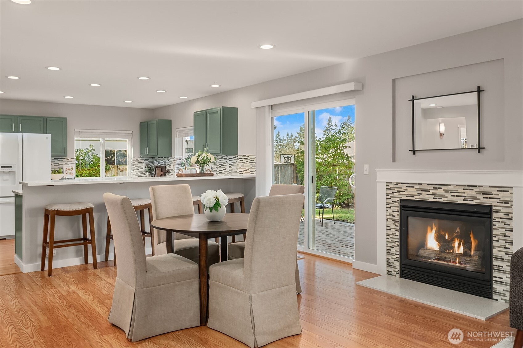 8608 196th Street Southwest Edmonds, WA 98026 - Photo 13 of 30