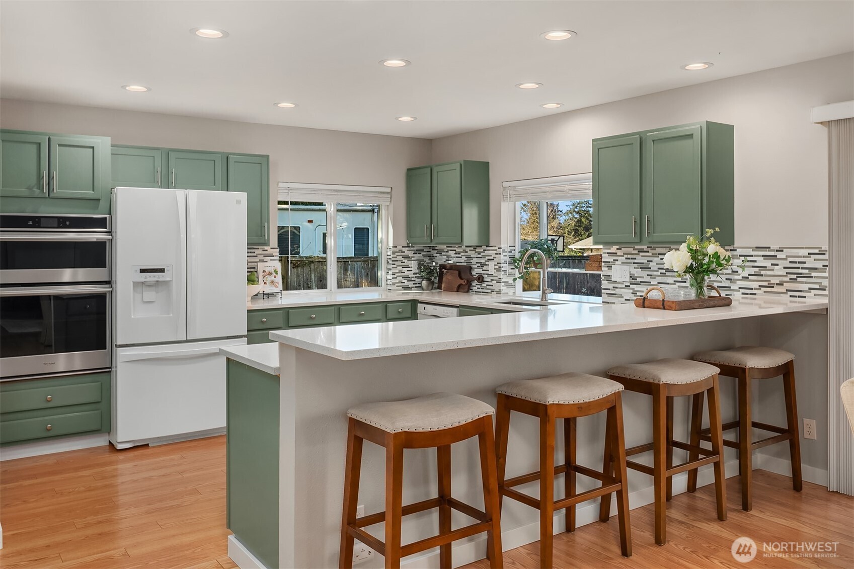 8608 196th Street Southwest Edmonds, WA 98026 - Photo 6 of 30