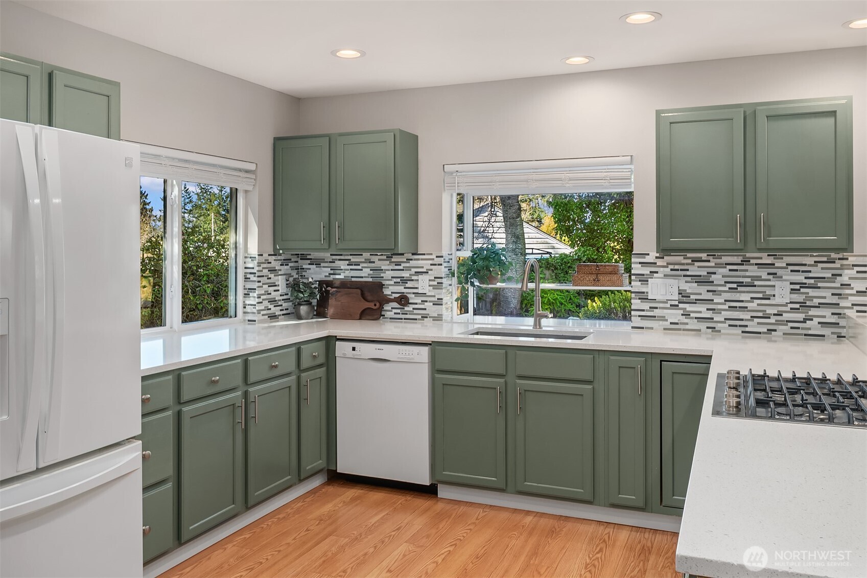 8608 196th Street Southwest Edmonds, WA 98026 - Photo 7 of 30