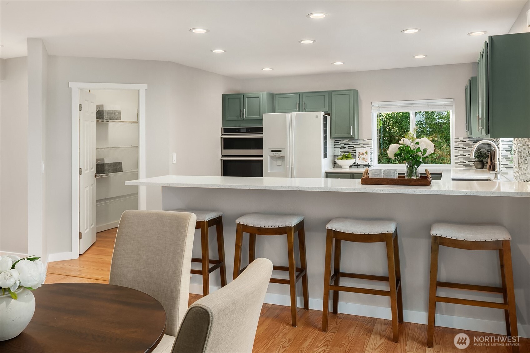 8608 196th Street Southwest Edmonds, WA 98026 - Photo 9 of 30