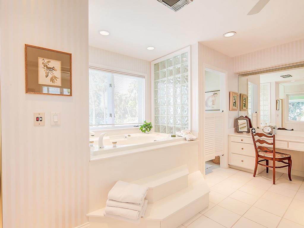 39 North River Road Stuart, FL 34996 - Photo 35 of 66 Gallery Image 35