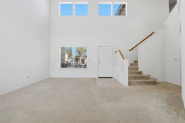 $490,000 | 713 Cabernet Street, Los Banos, CA 93635