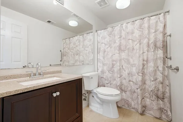 $490,000 | 713 Cabernet Street, Los Banos, CA 93635