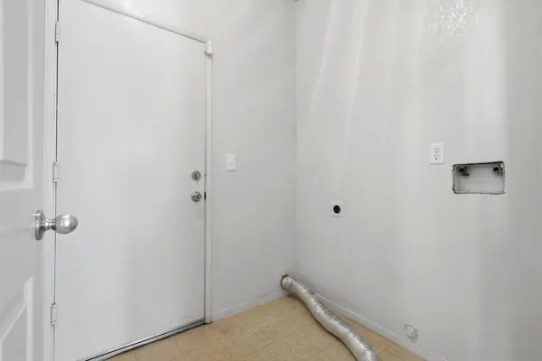 $490,000 | 713 Cabernet Street, Los Banos, CA 93635