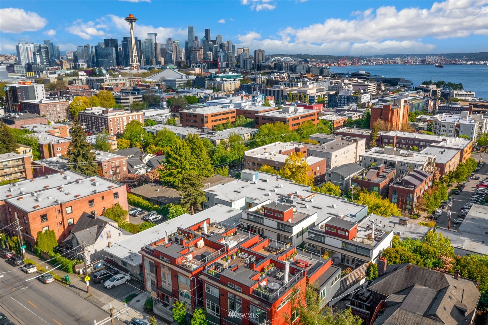 327 West Olympic Place, Unit F Seattle, WA 98119 - Photo 28 of 39 a city view