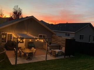 201 9th Street Bellevue, ID 83313 - Photo 20 of 23 Sunset