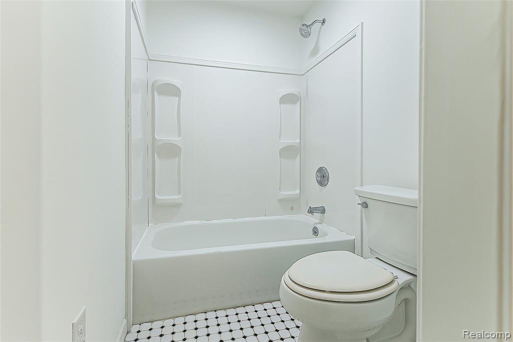 2611 Toben Road Carleton, MI 48117 - Photo 44 of 67