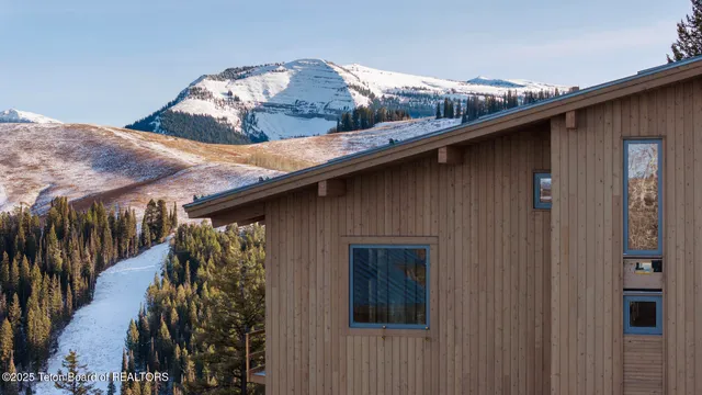 $5,700,000 | 1040 Camber Lane, Alta, WY 83414