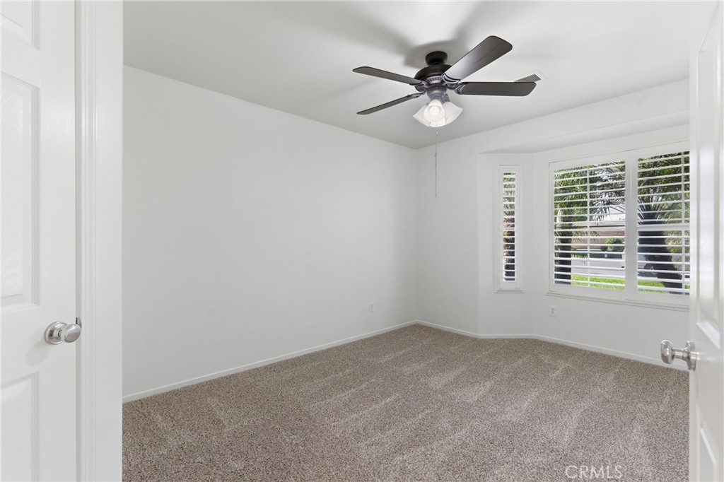 2306 Viso Way Bakersfield, CA 93313 - Photo 17 of 32