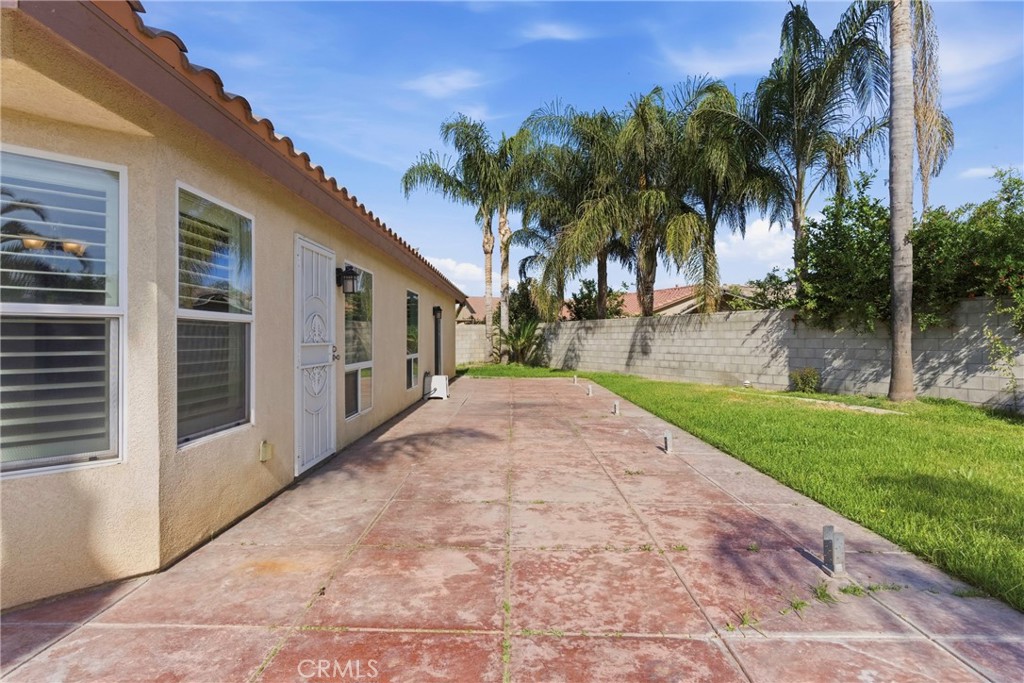 2306 Viso Way Bakersfield, CA 93313 - Photo 29 of 32