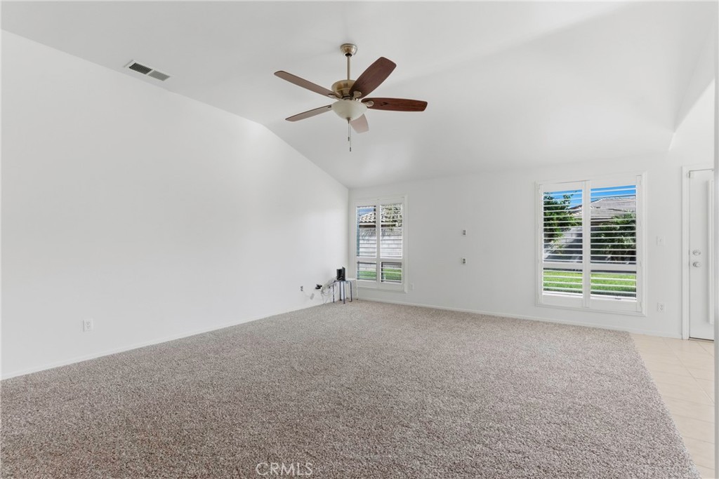 2306 Viso Way Bakersfield, CA 93313 - Photo 7 of 32