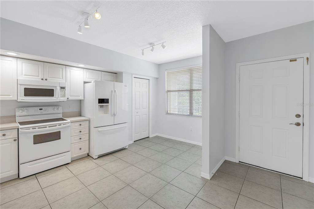 960 Starkey Road, Unit 2202 Largo, FL 33771 - Photo 27 of 63 Gallery Image 27
