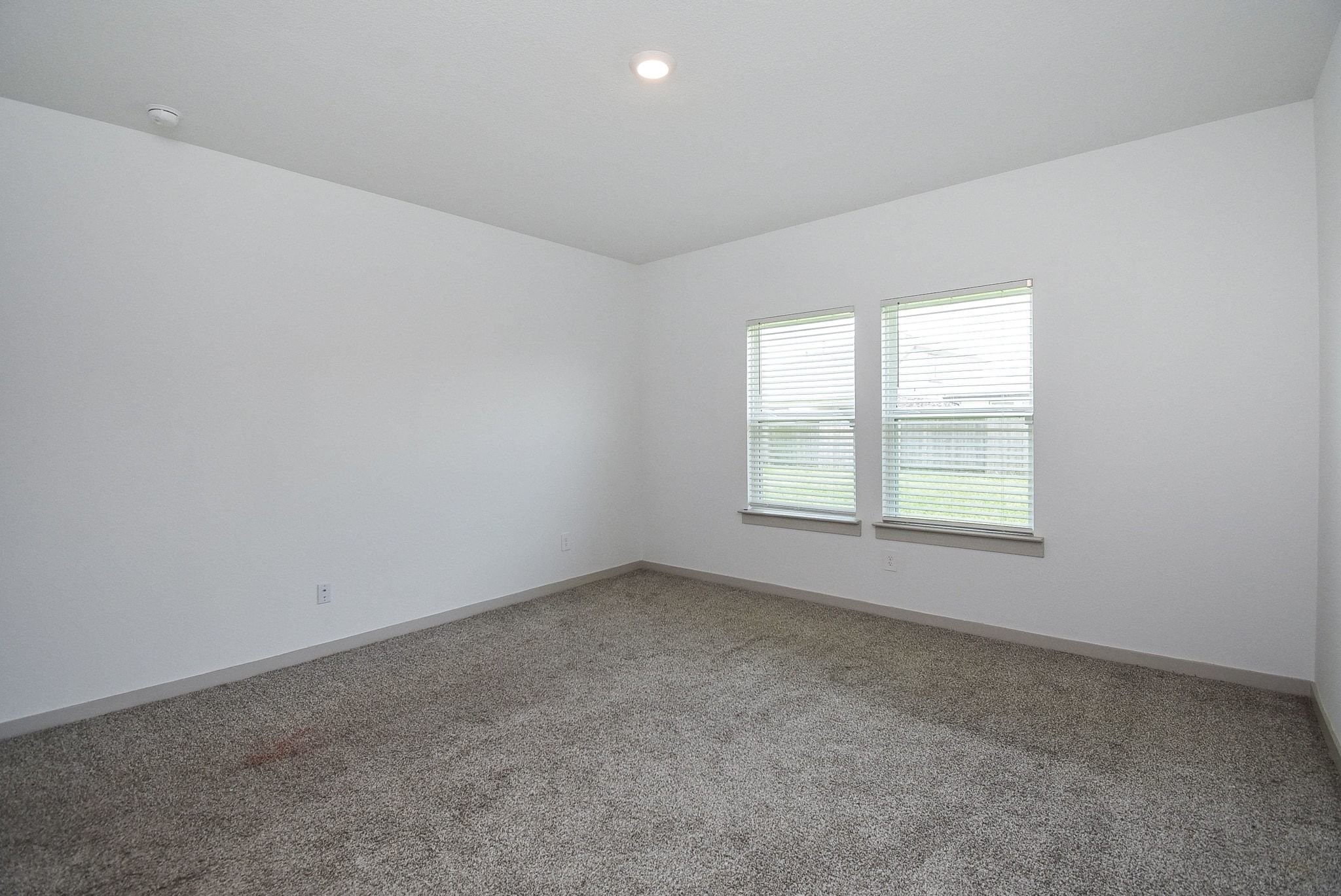 8030 Milam Lane Rosharon, TX 77583 - Photo 6 of 20