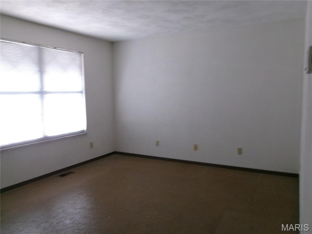 306 Hazel Street Troy, IL 62294 - Photo 24 of 32