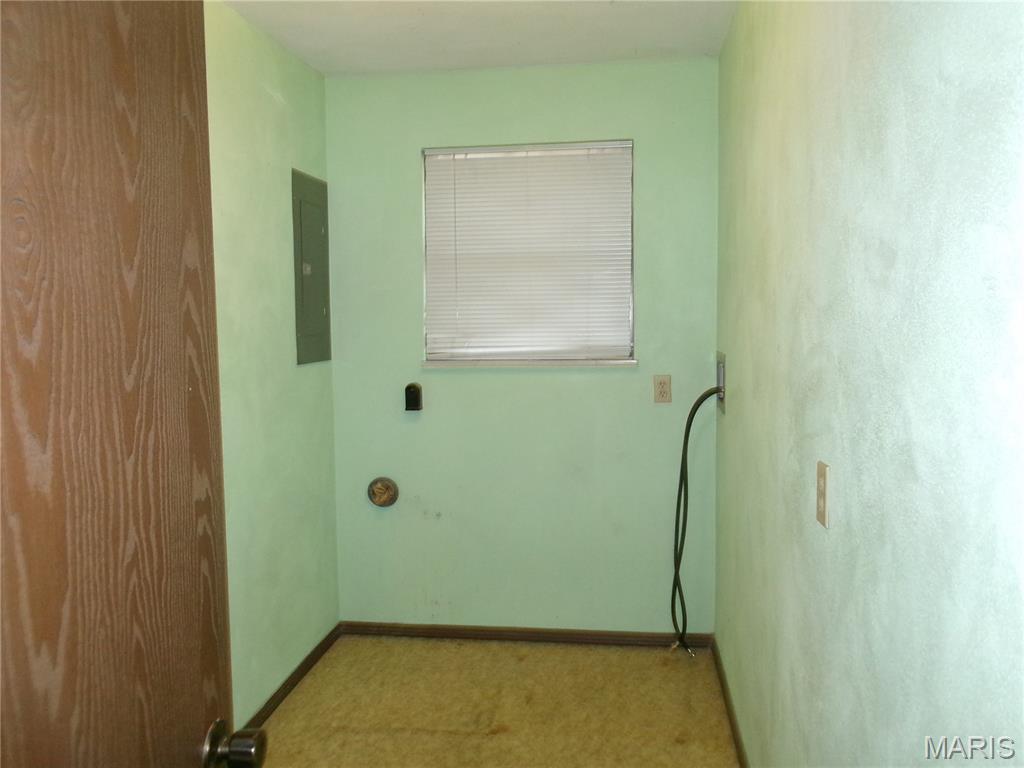 306 Hazel Street Troy, IL 62294 - Photo 8 of 32