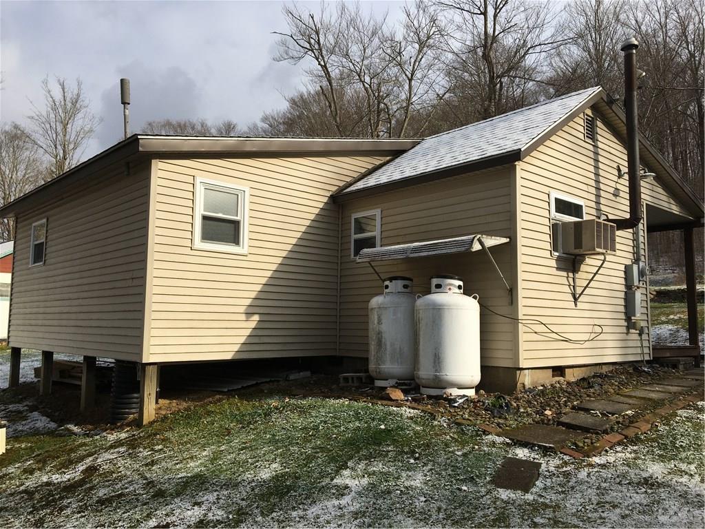 662 Bean Farm Road Sheffield, PA 16347 - Photo 20 of 21 Propane heat
