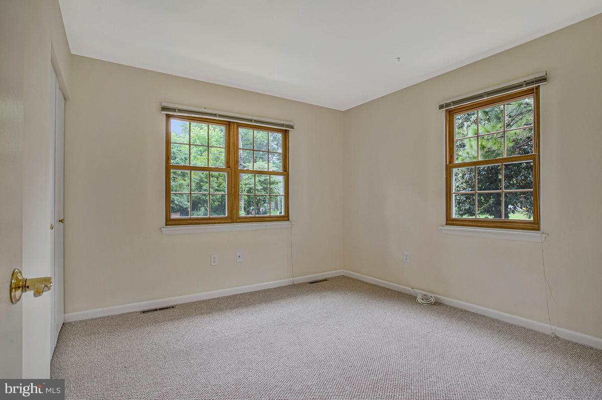 607 Ridge Drive Annapolis, MD 21403 - Photo 15 of 30