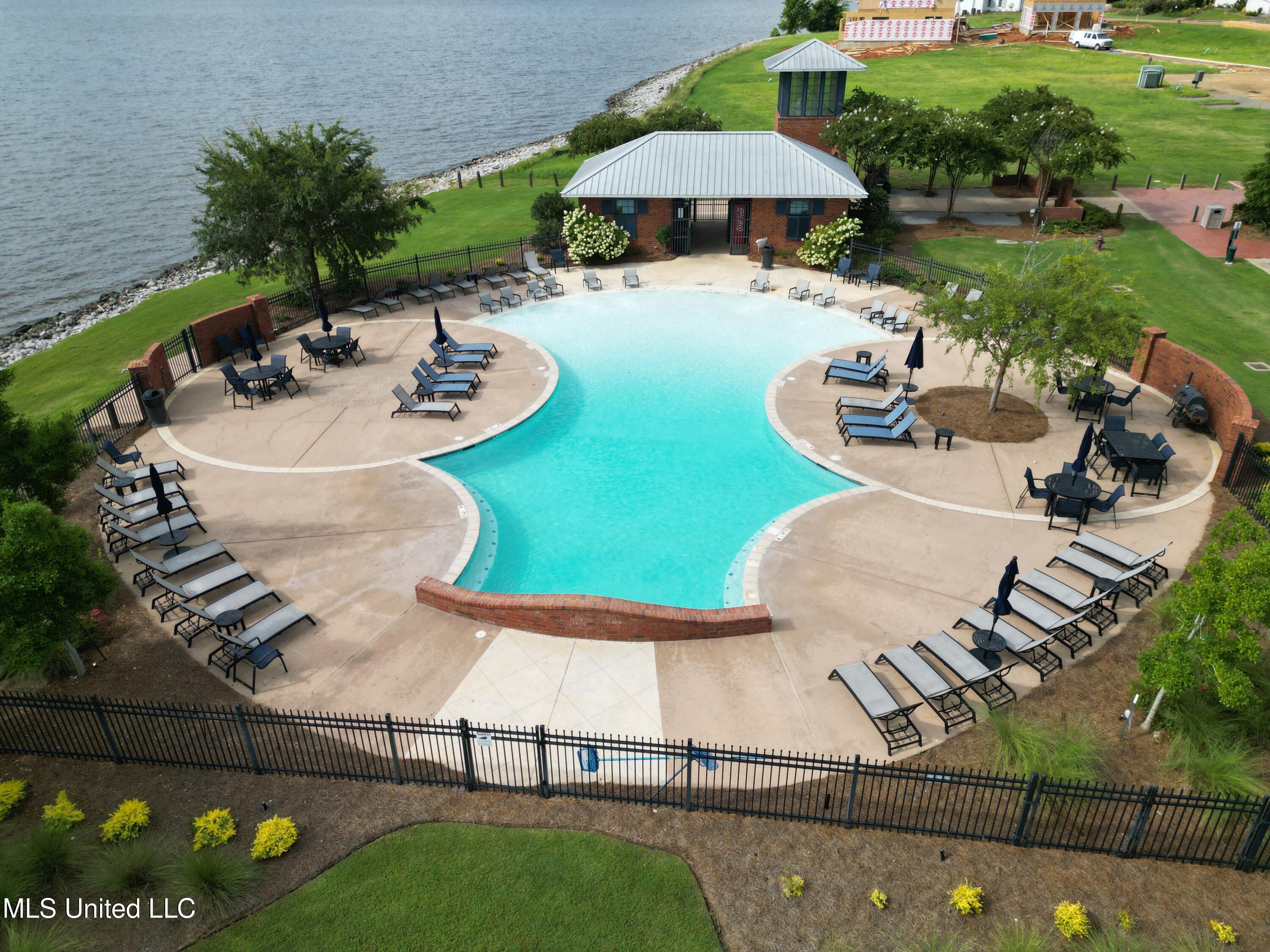 North Natchez Drive Madison, MS 39110 - Photo 4 of 5 Lost Rabbit Neighborhood Pool