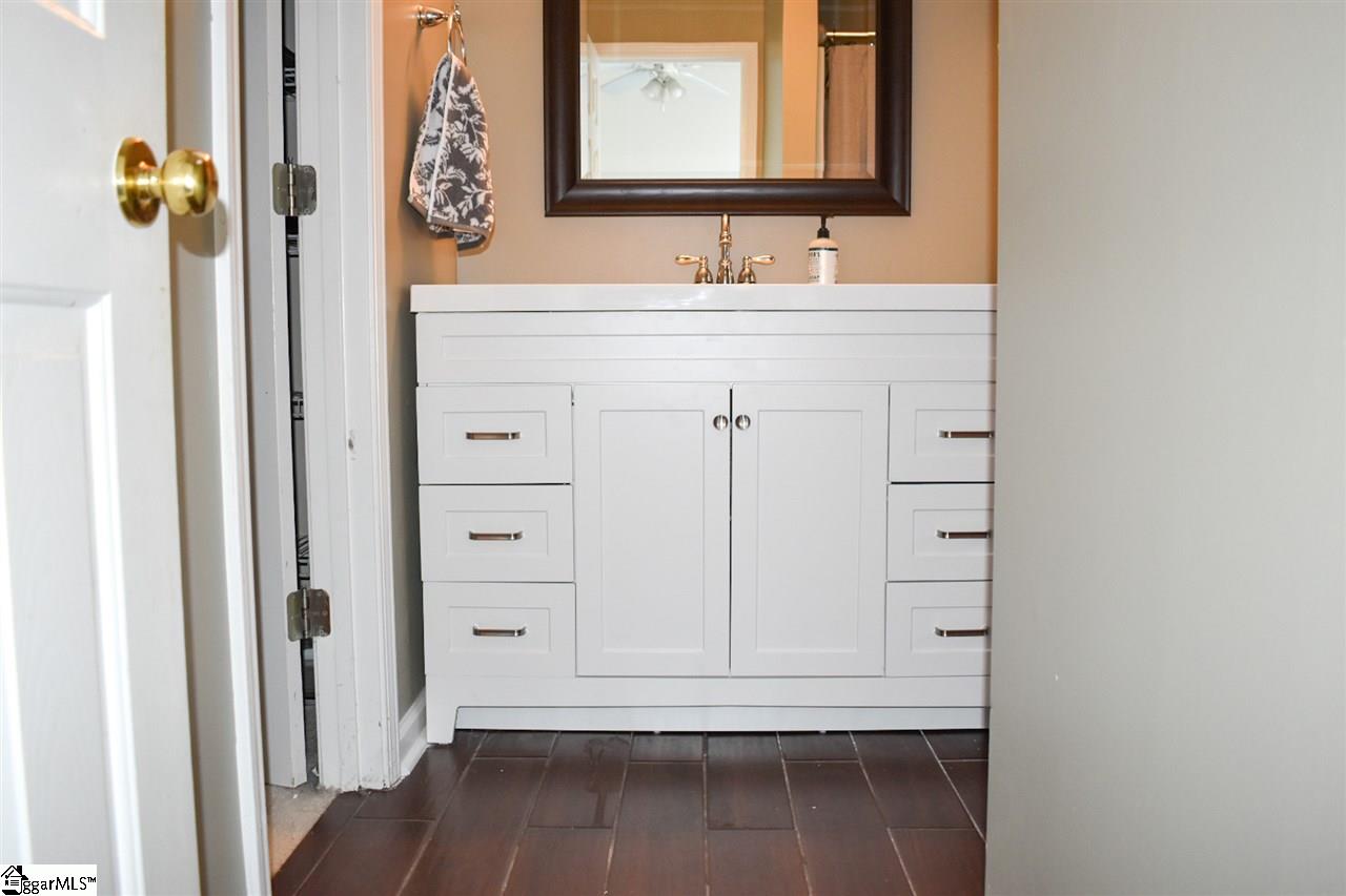 519 Waterbrook Drive Greenville, SC 29607 - Photo 28 of 36 Gallery Image 28