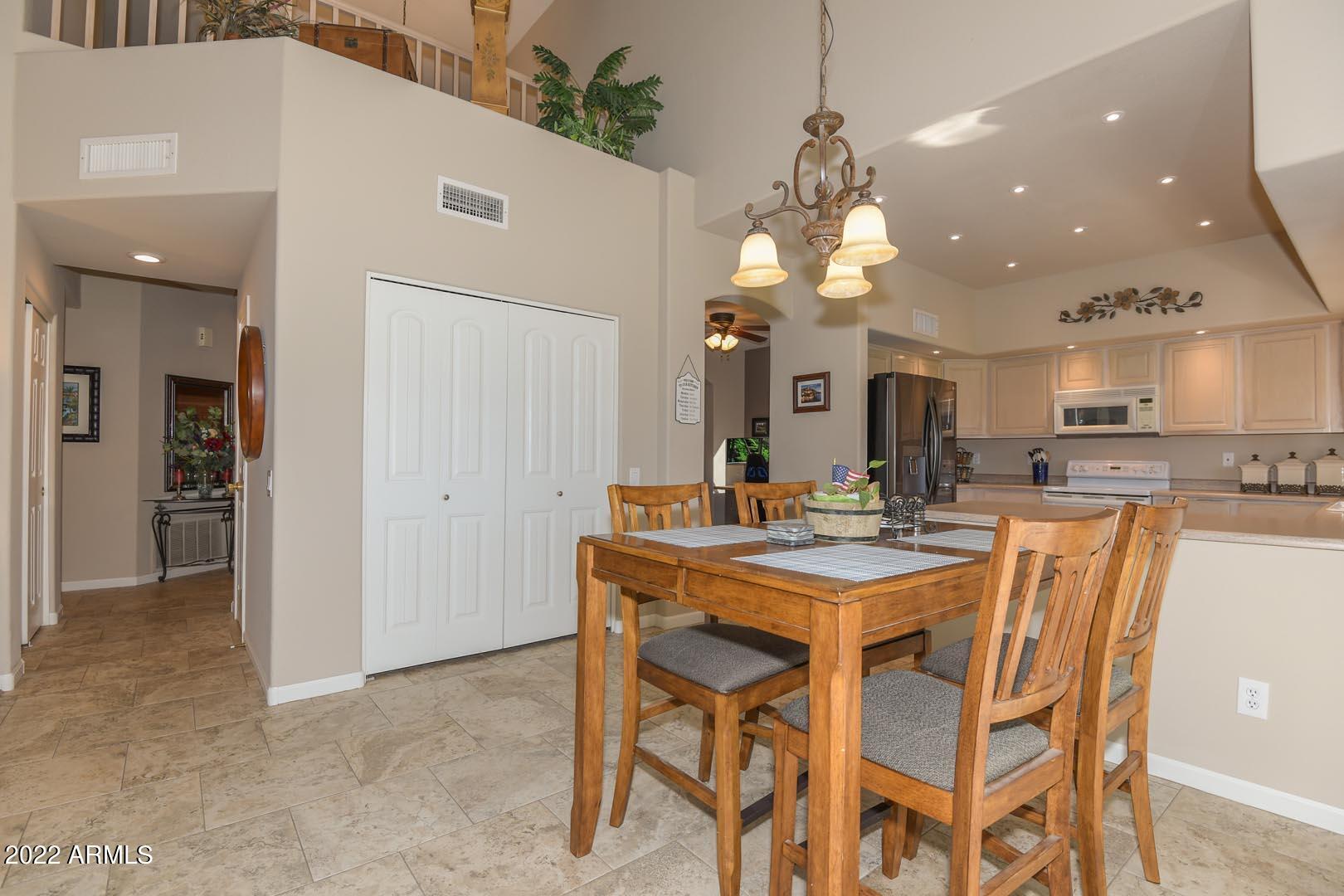 4511 East Rowel Road Phoenix, AZ 85050 - Photo 8 of 14 Breakfast Room
