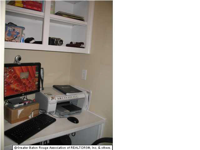 14618 Brook Spring Avenue Baton Rouge, LA 70816 - Photo 14 of 21 Gallery Image 14