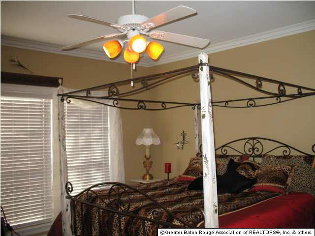 14618 Brook Spring Avenue Baton Rouge, LA 70816 - Photo 7 of 21 Gallery Image 7