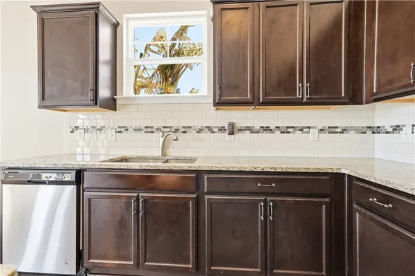 $340,000 | 110 Dekan Avenue, Brunswick, GA 31525