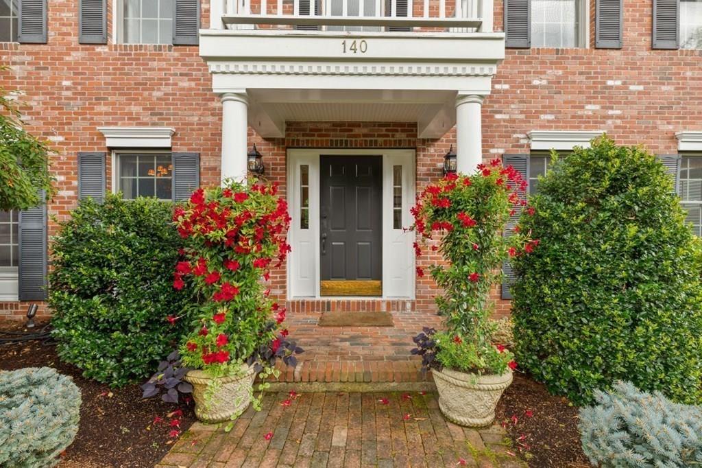 140 Waterman Road Canton, MA 02021 - Photo 4 of 38