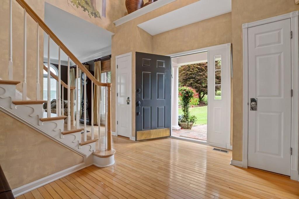 140 Waterman Road Canton, MA 02021 - Photo 5 of 38