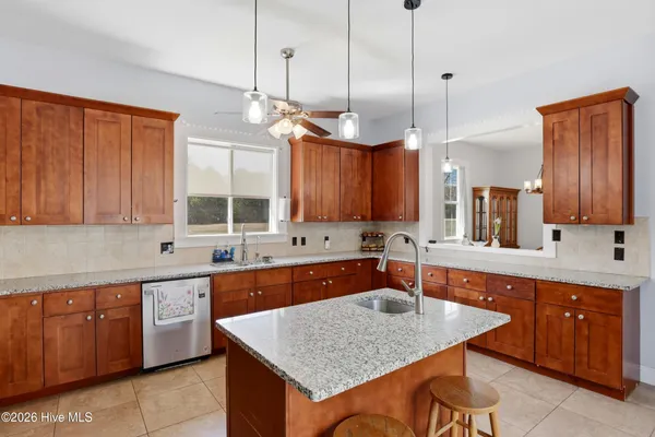 $669,999 | 335 Bull Tail Road, Wallace, NC 28466