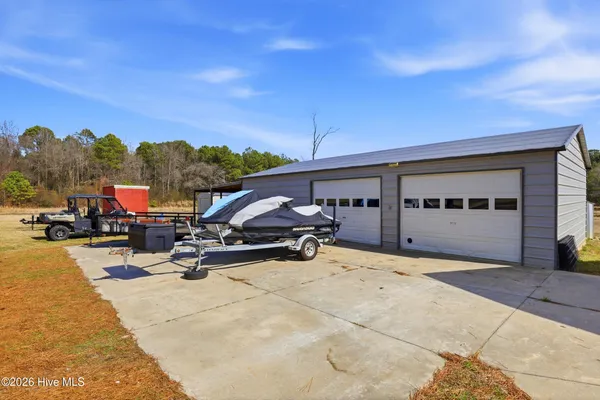$669,999 | 335 Bull Tail Road, Wallace, NC 28466