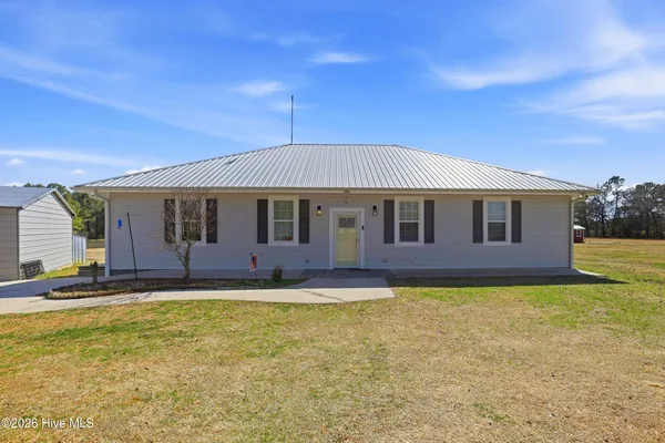 $669,999 | 335 Bull Tail Road, Wallace, NC 28466