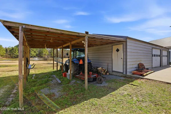 $669,999 | 335 Bull Tail Road, Wallace, NC 28466