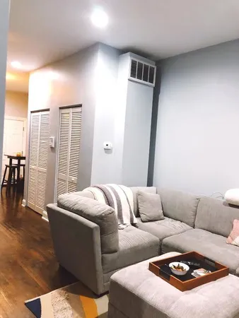 $2,400 | 1718 West Pierce Avenue, Unit GF, Chicago, IL 60622