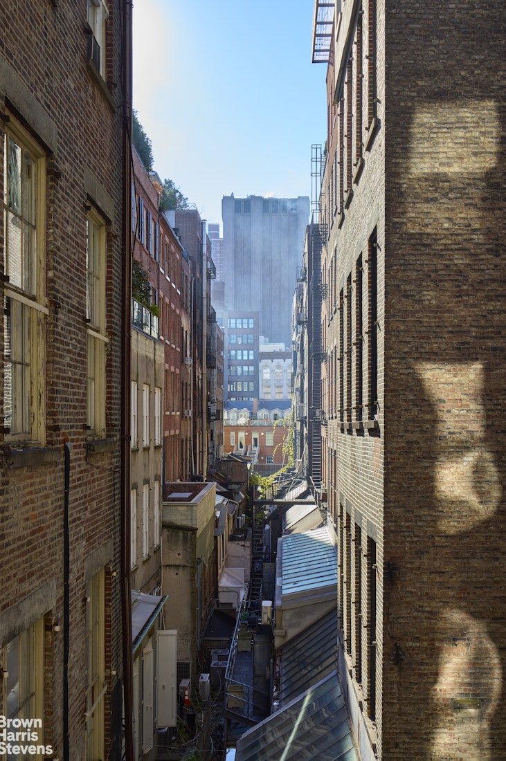 35 Mercer Street, Unit 3W Manhattan, NY 10013 - Photo 9 of 12