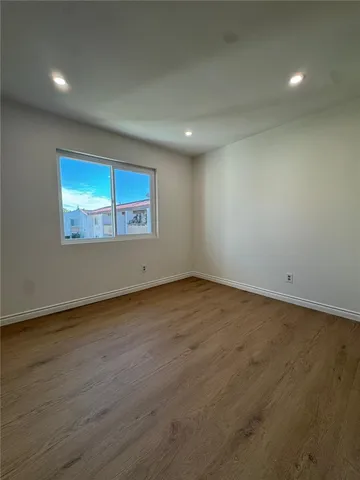 $469,000 | 2511 West Sunflower Avenue, Unit F11, Santa Ana, CA 92704