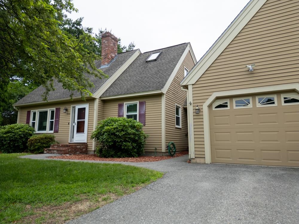 246 Winding Pond Road Londonderry, NH 03053 - Photo 28 of 32