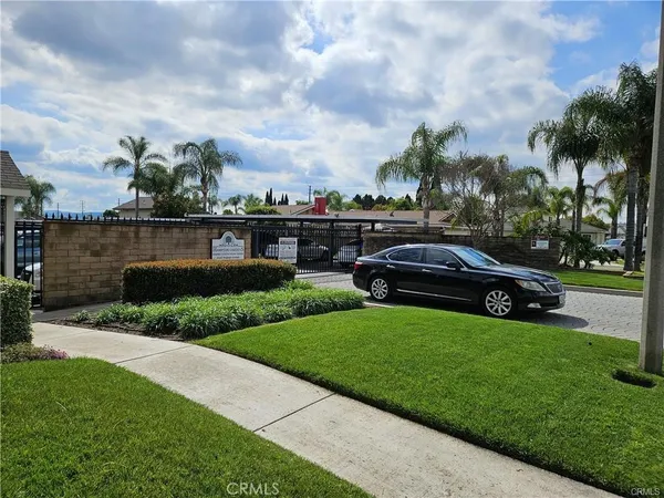 $2,200 | 5165 Walnut Avenue, Chino, CA 91710