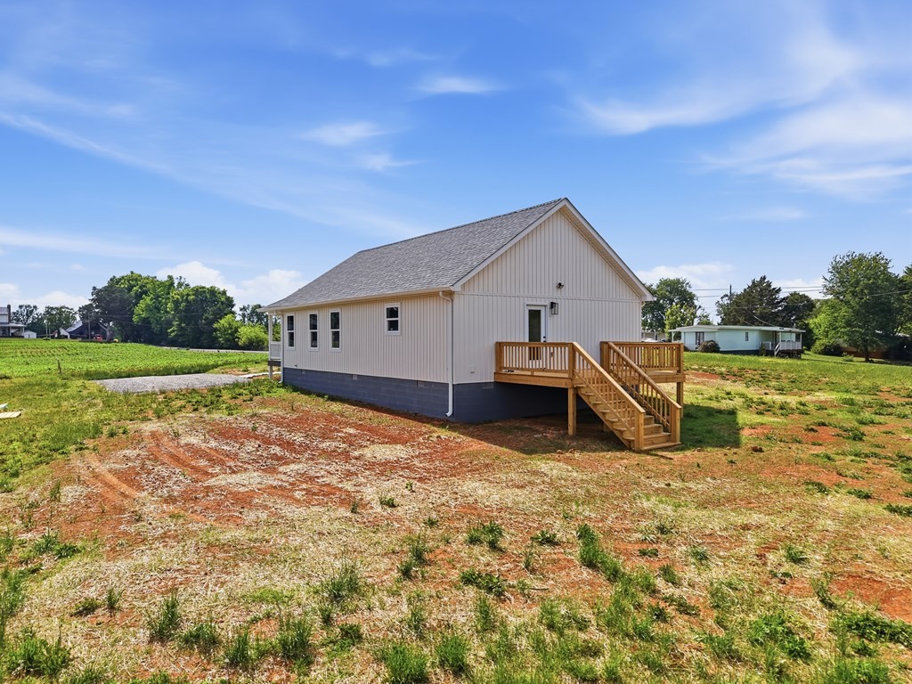 892 Old Cookeville Road Sparta, TN 38583 - Photo 4 of 27