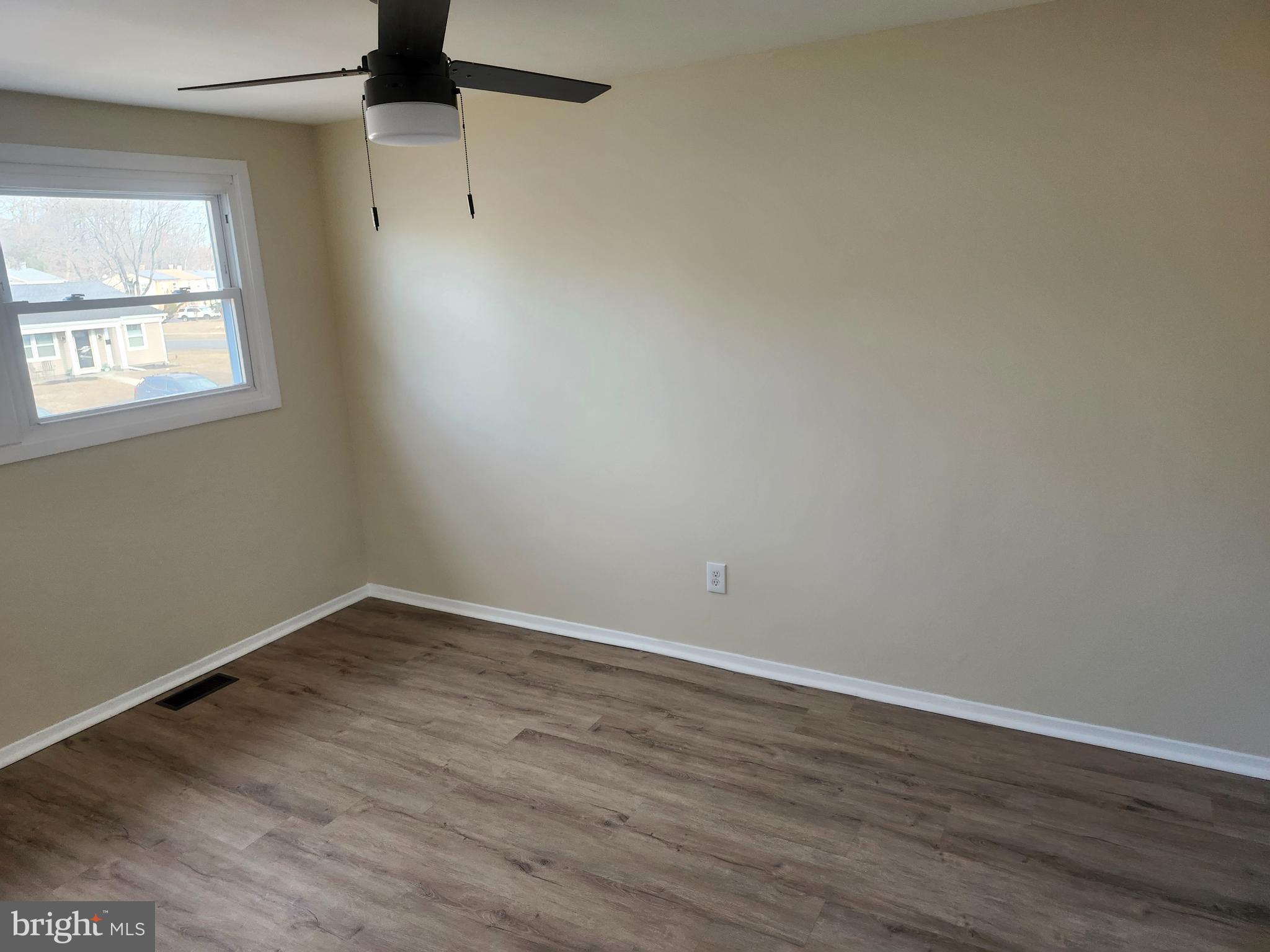 5 Roxburn Place Willingboro, NJ 08046 - Photo 9 of 15
