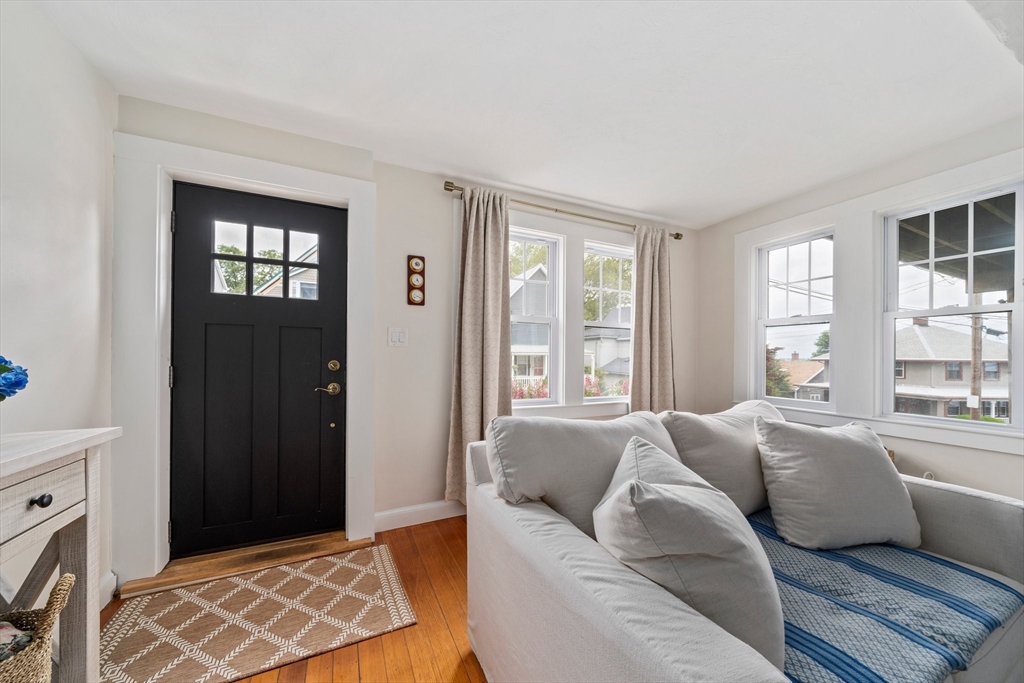 16 Squanto Road Weymouth, MA 02191 - Photo 8 of 42