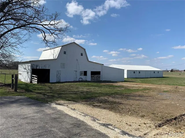 $1,536,150 | 1301 North Highway 47, Warrenton, MO 63383