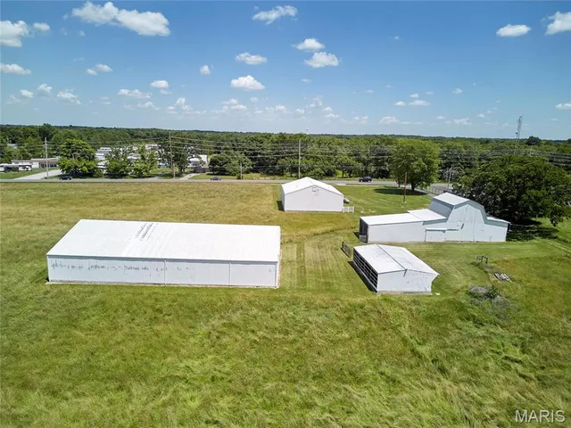 $1,536,150 | 1301 North Highway 47, Warrenton, MO 63383