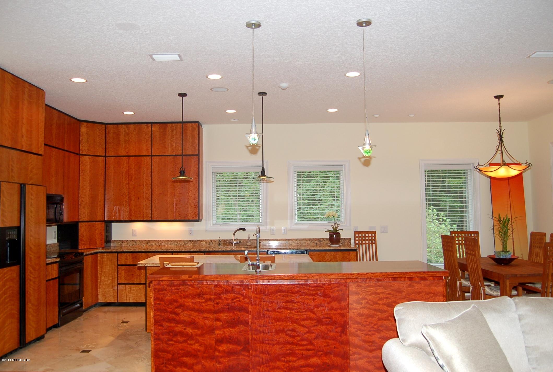 770 Worth Road St. Johns, FL 32259 - Photo 15 of 50 Kitchen and dining area