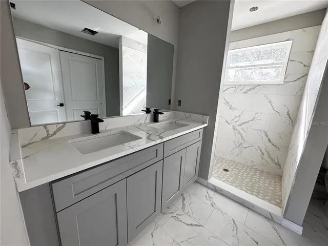 a view of entrance door of the house