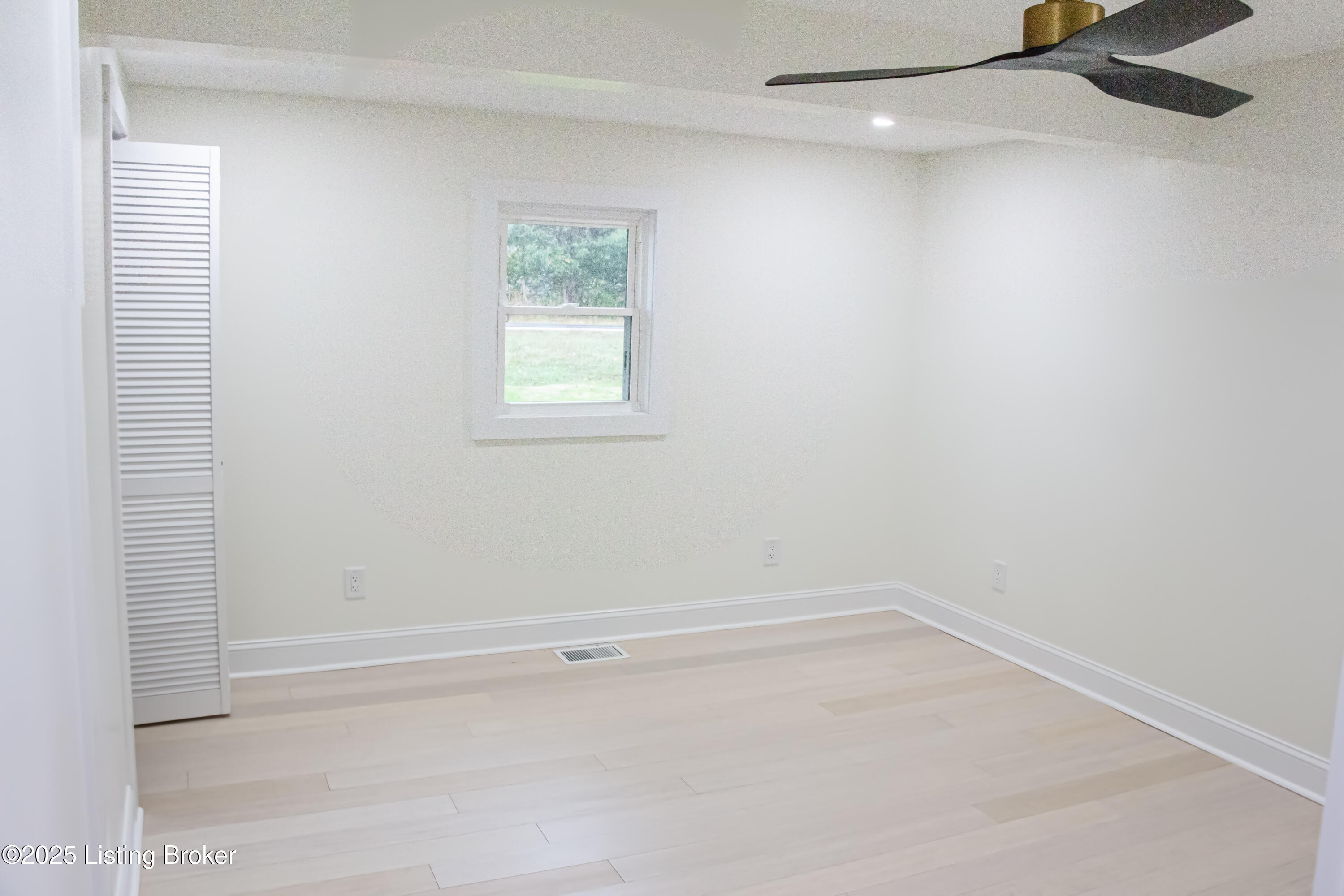 380 Solitude Road Coxs Creek, KY 40013 - Photo 23 of 30 22