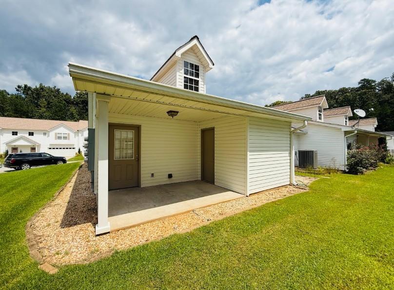 153 Crest Pointe Bremen, GA 30110 - Photo 20 of 20 a front view of a house with a yard